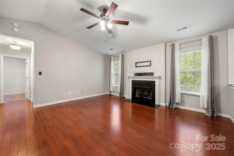 Property image 4 at 5704 Shining Oak Lane, Charlotte, NC 28269