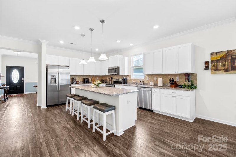 Property image 2 of 128 W Neel Ranch Road in Heritage at Neel Ranch, Mooresville, NC 28115