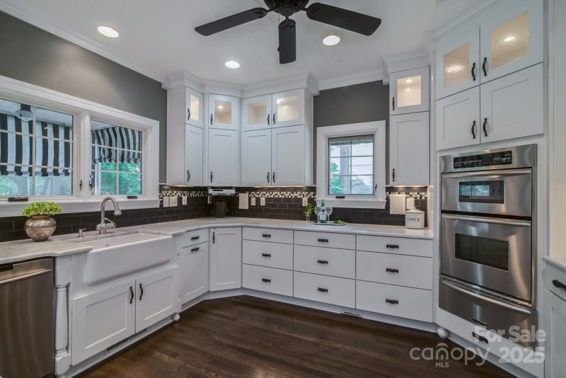 Property image 3 at 19226 Stableford Lane, Cornelius, NC 28031