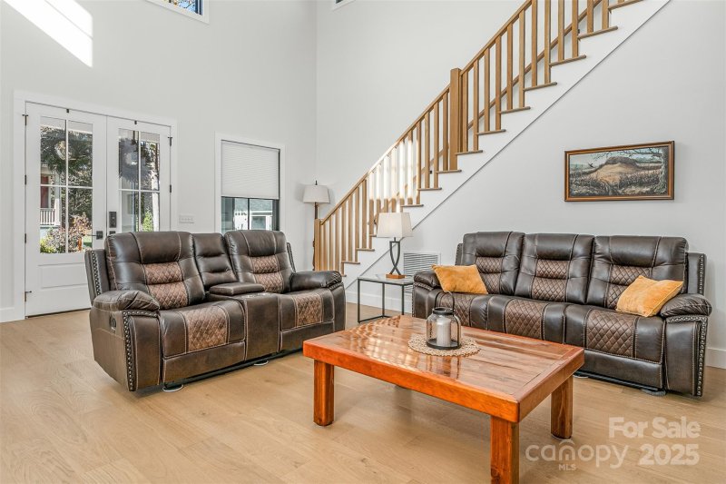 Property image 5 at 386 Lindsey Farm Drive, Flat Rock, NC 28731