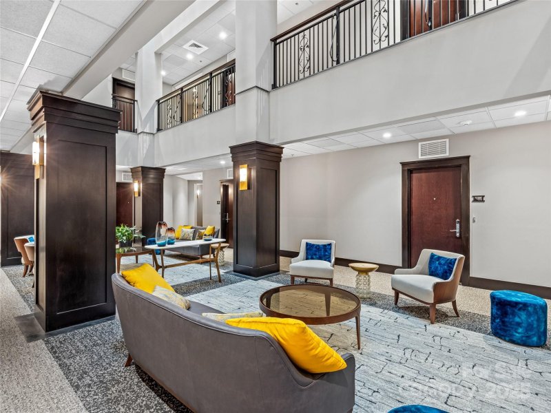 Property image 2 of 21 Battery Park in 21 Battery Park, Asheville, NC 28801