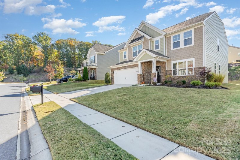 Property image 3 of 15115 Oleander Drive in The Palisades, Charlotte, NC 28278