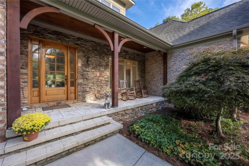 Property image 4 of 3946 Lake Spring Cove Court in Sailview, Denver, NC 28037