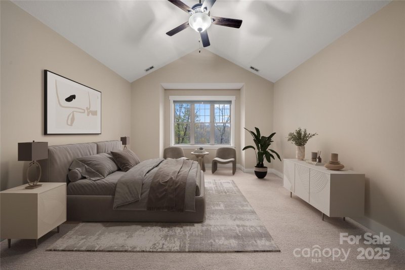 Property image 5 of 22 Craftsman View Drive in Pinebrook Farms, Asheville, NC 28804