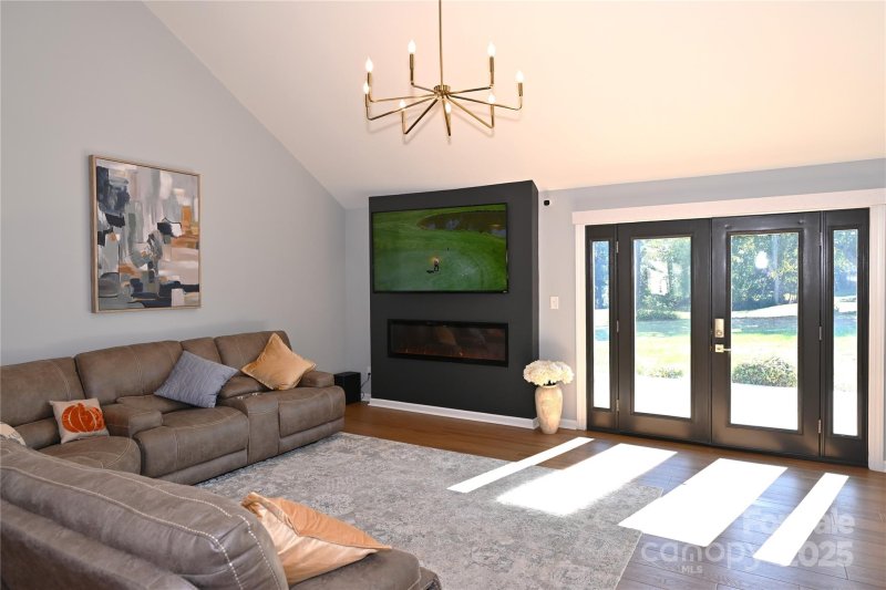 Property image 5 of 3761 Rock Bridge Drive in Rock Barn, Conover, NC 28613