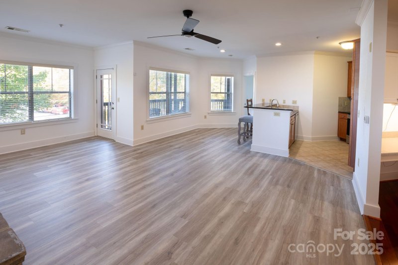 Property image 5 of 9 Kenilworth Knoll in Beaucatcher House, Asheville, NC 28805