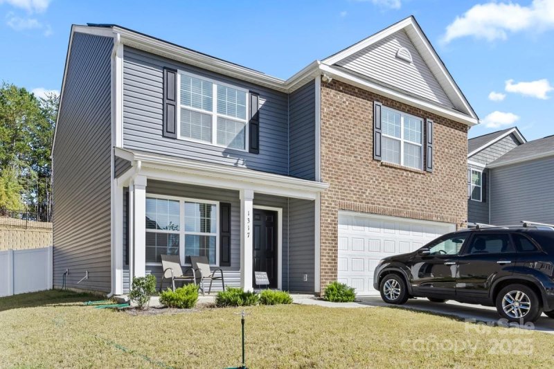 Property image 2 of 1317 Mifflin Lane in The Mills at Long Creek, Dallas, NC 28034