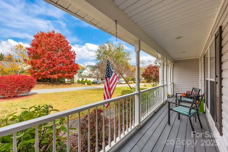 Property image 5 of 60 Eden Glen Road in Eden Glen, Black Mountain, NC 28711