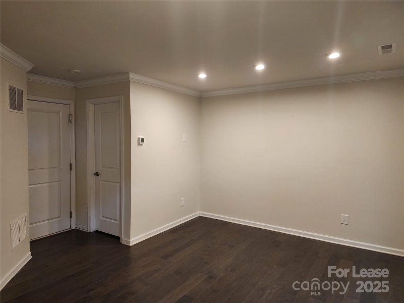 Property image 3 of 1229 Queen Lyon Court in Morningside, Charlotte, NC 28205