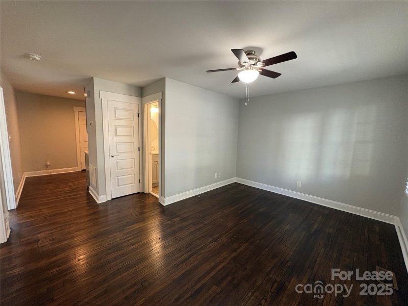 Property image 3 of 1826 Merriman Avenue in Wilmore, Charlotte, NC 28203