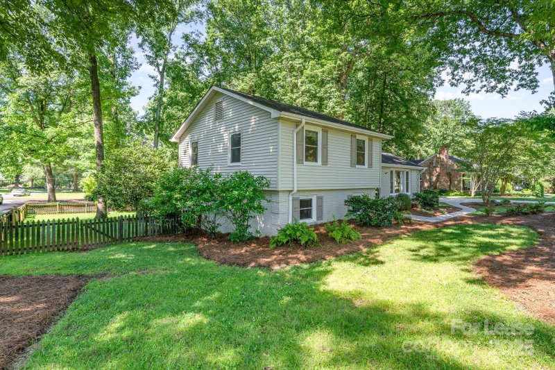 Property image 2 at 4014 Sulkirk Road, Charlotte, NC 28210