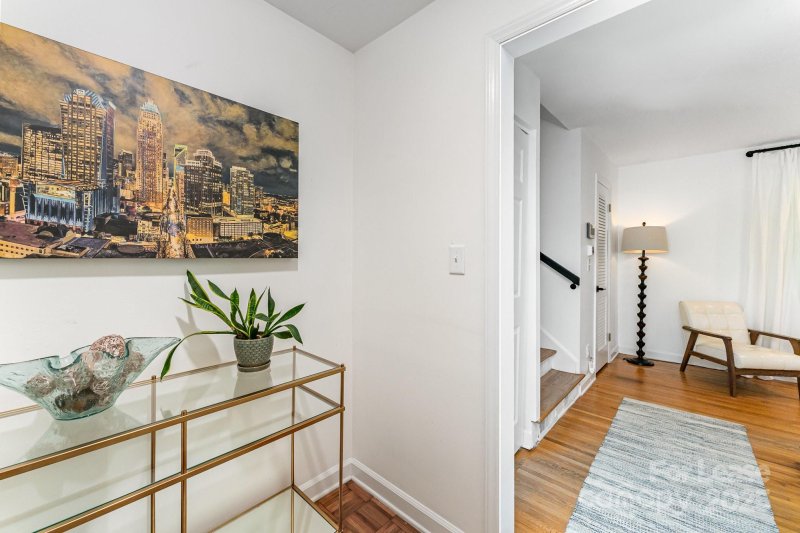 Property image 5 at 4014 Sulkirk Road, Charlotte, NC 28210