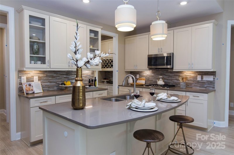 Property image 3 of 8949 Silver Springs Court in Cresswind, Charlotte, NC 28215