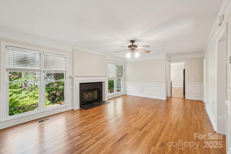 Property image 4 of 9003 Maple Hill Court in Cedarfield, Huntersville, NC 28078