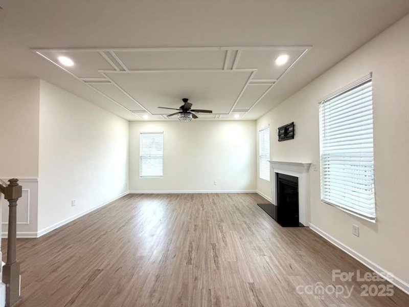 Property image 2 of 7105 Wheyfield Drive in Selwyn Landing, Charlotte, NC 28215