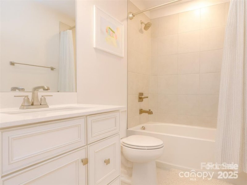 Property image 4 of 3739 S Tryon Street in South Tryon Townhomes, Charlotte, NC 28217