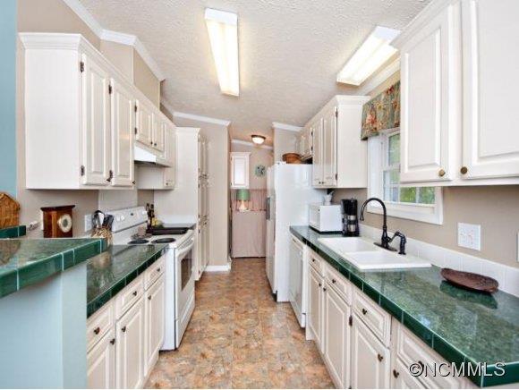 Property image 4 at 26 Hopalong Trace, Waynesville, NC 28785