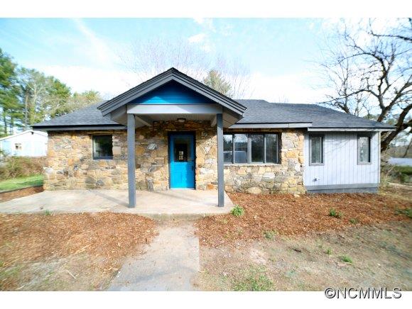 Property image 4 at 59 Elkmont Dr, Asheville, NC 28804