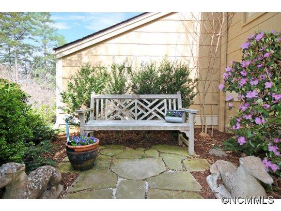 Property image 2 at 103 Beaver Ridge Road, Asheville, NC 28804