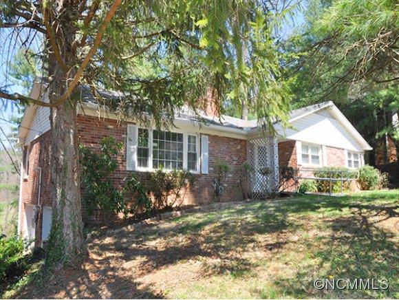 Property image 4 at 38 Mountainbrook Rd, Asheville, NC 28805