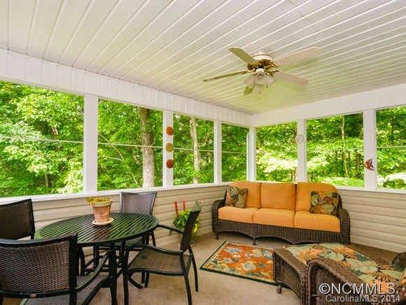 Property image 3 at 28 Moriah Lane, Asheville, NC 28803