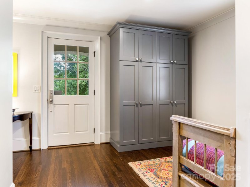 Property image 5 at 3400 Seward Place, Charlotte, NC 28211