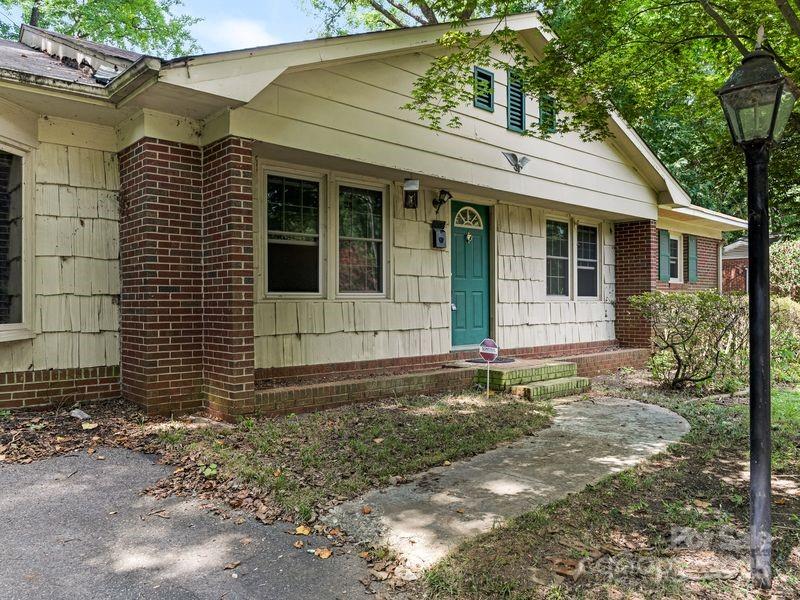 Property image 3 at 4208 Somerdale Lane, Charlotte, NC 28205