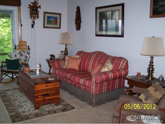 Property image 2 at 4 Holly Berry, Hendersonville, NC 28739