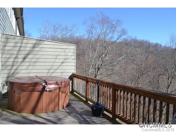 Property image 4 at 330 Vista Drive Unit 204, Mars Hill, NC 28754
