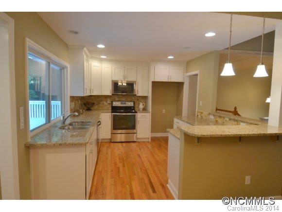 Property image 4 at 16 Mountain Brook, Candler, NC 28715