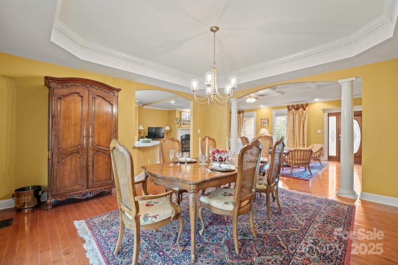 Property image 5 of 2963 Reynaud Court in Fox Chase, Newton, NC 28658