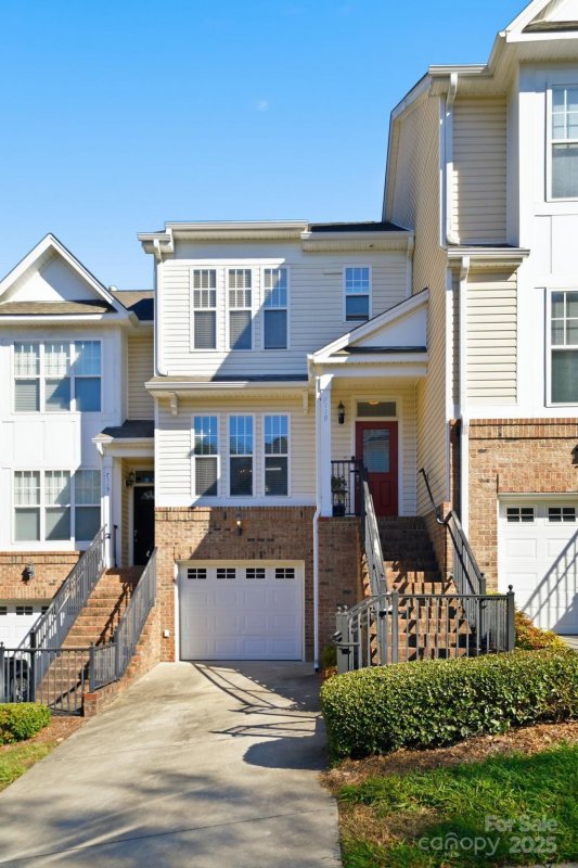 Property image 2 of 7119 Founders Club Court in Signature Ridge, Charlotte, NC 28269