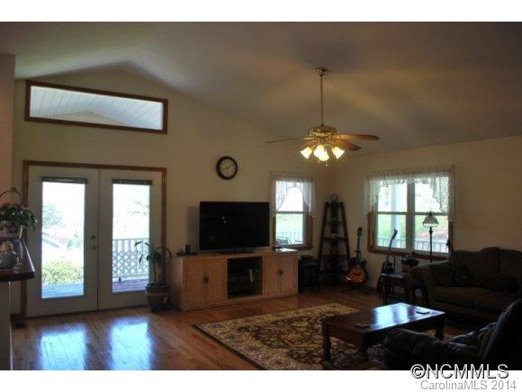 Property image 4 at 196 Paw Paw Cove, Sylva, NC 28779