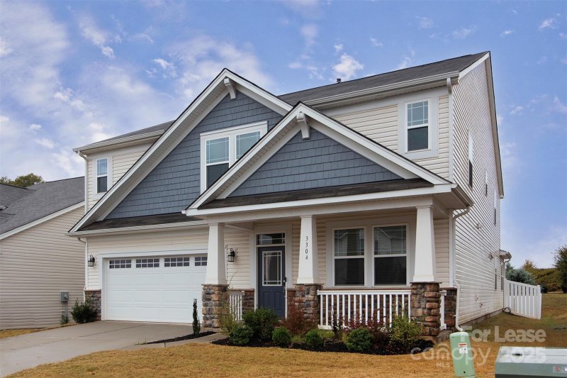 Property image 2 of 3304 Cheyney Park Drive in Cheyney, Charlotte, NC 28269