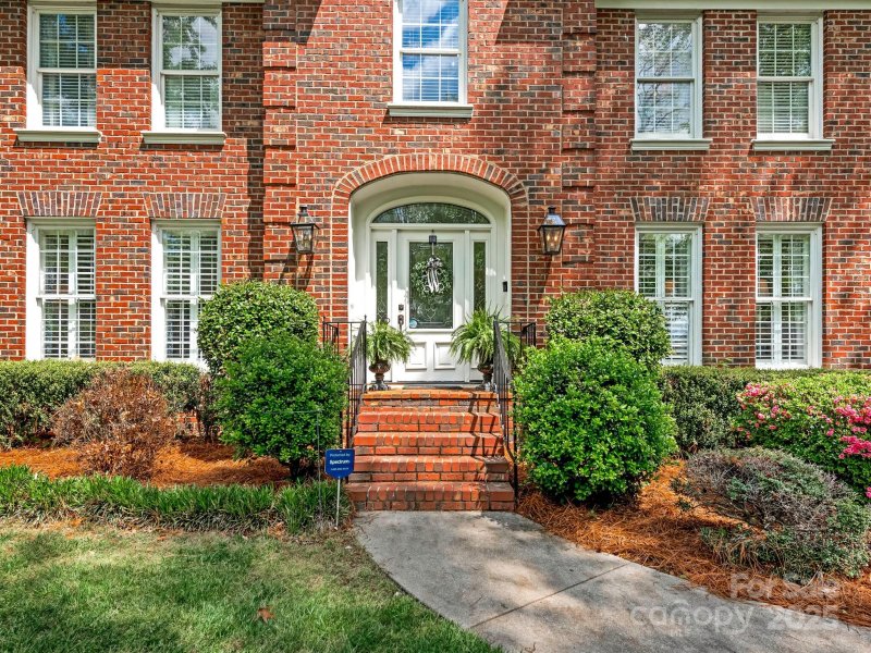 Property image 3 at 9908 Chatham Oaks Trail, Charlotte, NC 28210