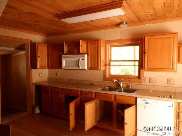 Property image 3 at 141 Henry Hollow Lane, Waynesville, NC 28785