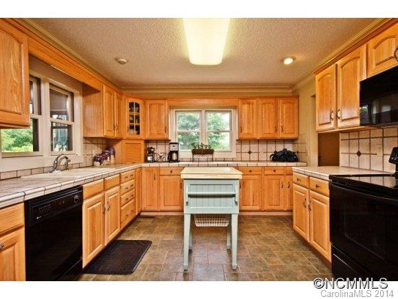 Property image 4 at 35 Clearview Estates Dr, Weaverville, NC 28787
