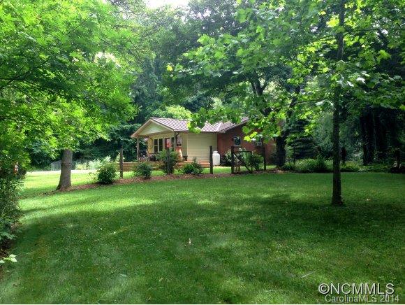 Property image 4 at 40 Governors View Road, Asheville, NC 28805