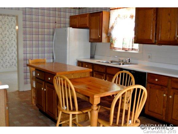 Property image 4 at 208 Hillcrest Circle, Spruce Pine, NC 28777