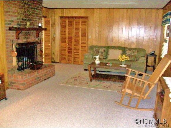 Property image 5 at 26 Pinehurst Court, Asheville, NC 28805