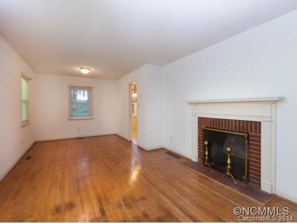 Property image 2 at 31 Pinehurst Rd, Asheville, NC 28805