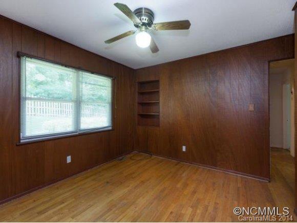 Property image 5 at 31 Pinehurst Rd, Asheville, NC 28805