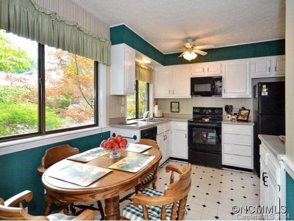 Property image 4 at 502 Davis Mountain Road, Hendersonville, NC 28739