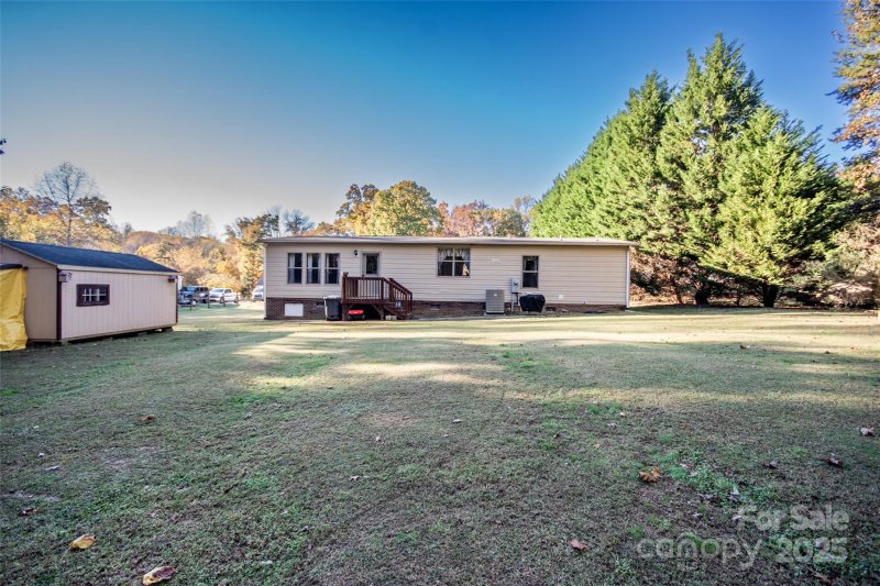 Property image 5 at 135 Tradewinds Court, Mooresville, NC 28115