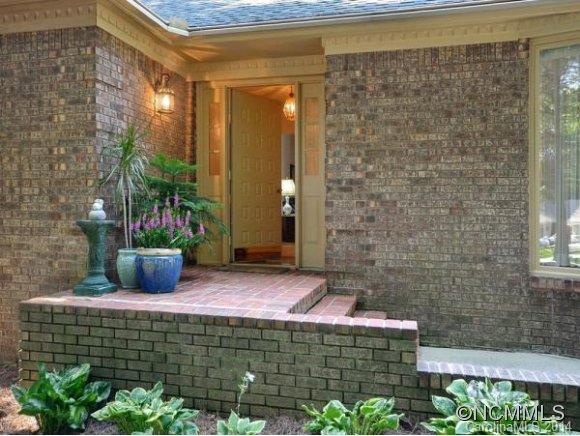 Property image 2 at 31 Glen Crest Drive, Arden, NC 28704