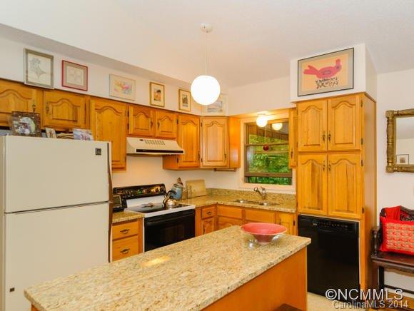Property image 5 at 313 Sourwood Road, Black Mountain, NC 28711