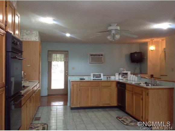 Property image 5 at 7 Belvedere Road, Asheville, NC 28803