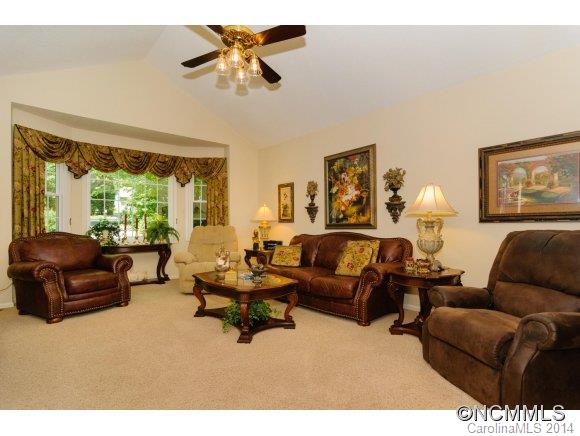 Property image 4 at 317 Winding Way Lane, Hendersonville, NC 28792
