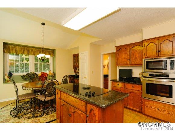 Property image 5 at 317 Winding Way Lane, Hendersonville, NC 28792