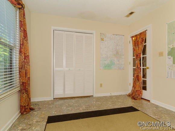 Property image 4 at 16 Spears Avenue 12, Asheville, NC 28801
